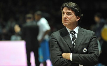 Caos alla Virtus: Homan tira un pugno a coach Finelli