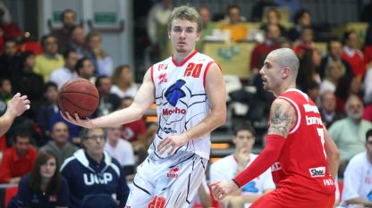 Legadue, Piacenza vince il derby contro Forlì grazie ad un immenso Voskuil