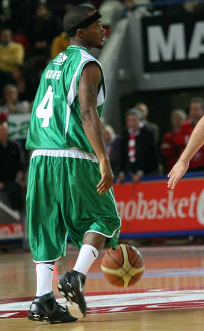 Marques Green show Avellino batte Roma senza italiani