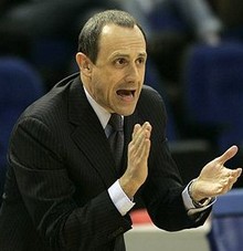 Ettore Messina felice nonostante l'esordio-flop dei Lakers