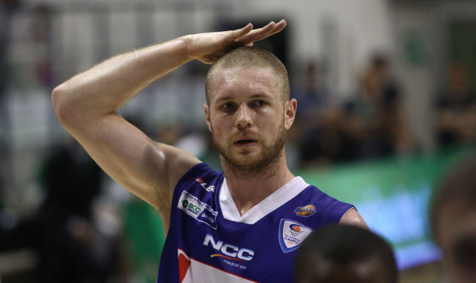 Cantù - Bologna 78-72 Leunen trascina la Bennet