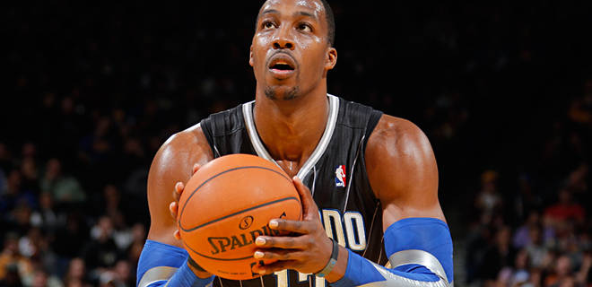 NBA, Dwight Howard vuole la testa di coach Van Gundy!