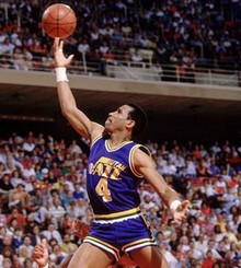 I grandi del basket, Adrian Dantley