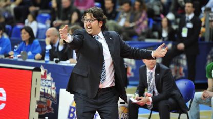 Serie A1 2012 Trinchieri carica Cantù in vista del derby con Varese