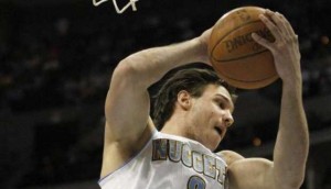 Denver ribatte Houston, Gallinari nei playoff