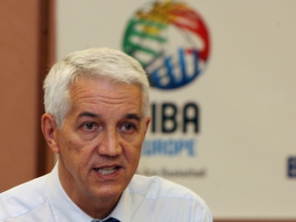 Perché la FIBA ha licenziato il segretario Zanolin