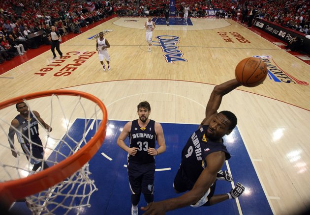 Play off Nba, Chris Paul ammaccato, Marc Gasol porta Memphis alla bella