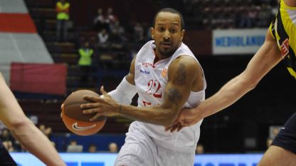 Serie A1 2012 play-off gara1 semifinale scudetto EA7 Olimpia Milano-Scavolini Siviglia Pesaro 84-75 