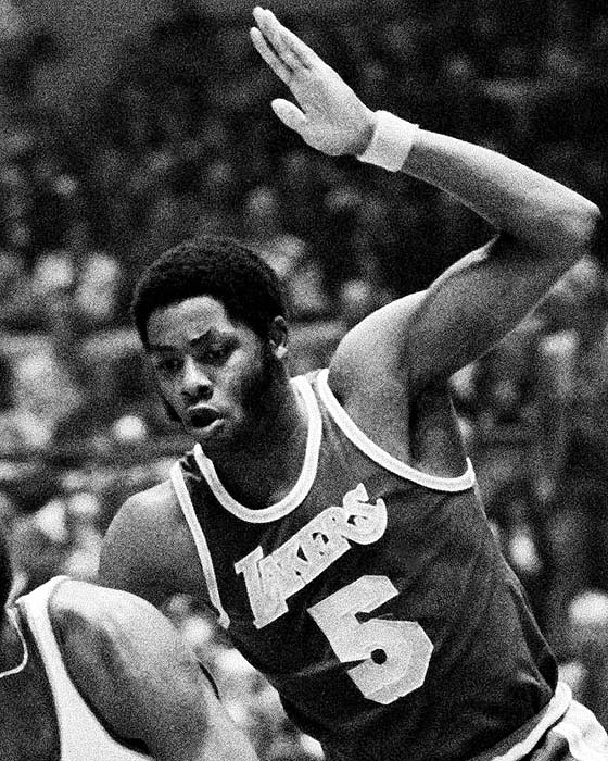 Jim McMillian, ecco il giocatore del record dei 33 Lakers che giocò in Italia