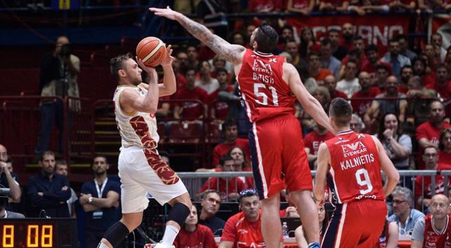 Basket, serie A: vittoria con il brivido per Milano, Sassari corsara a Trento