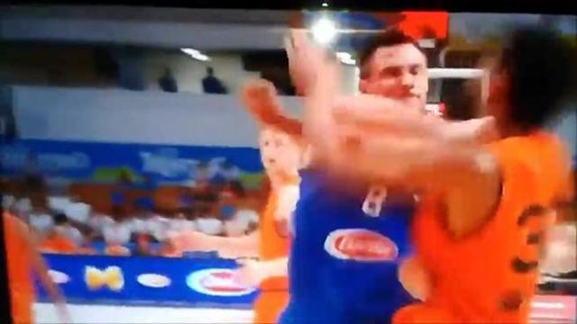 Gallinari shock: pugno Kok, infortunio e niente Europeo!